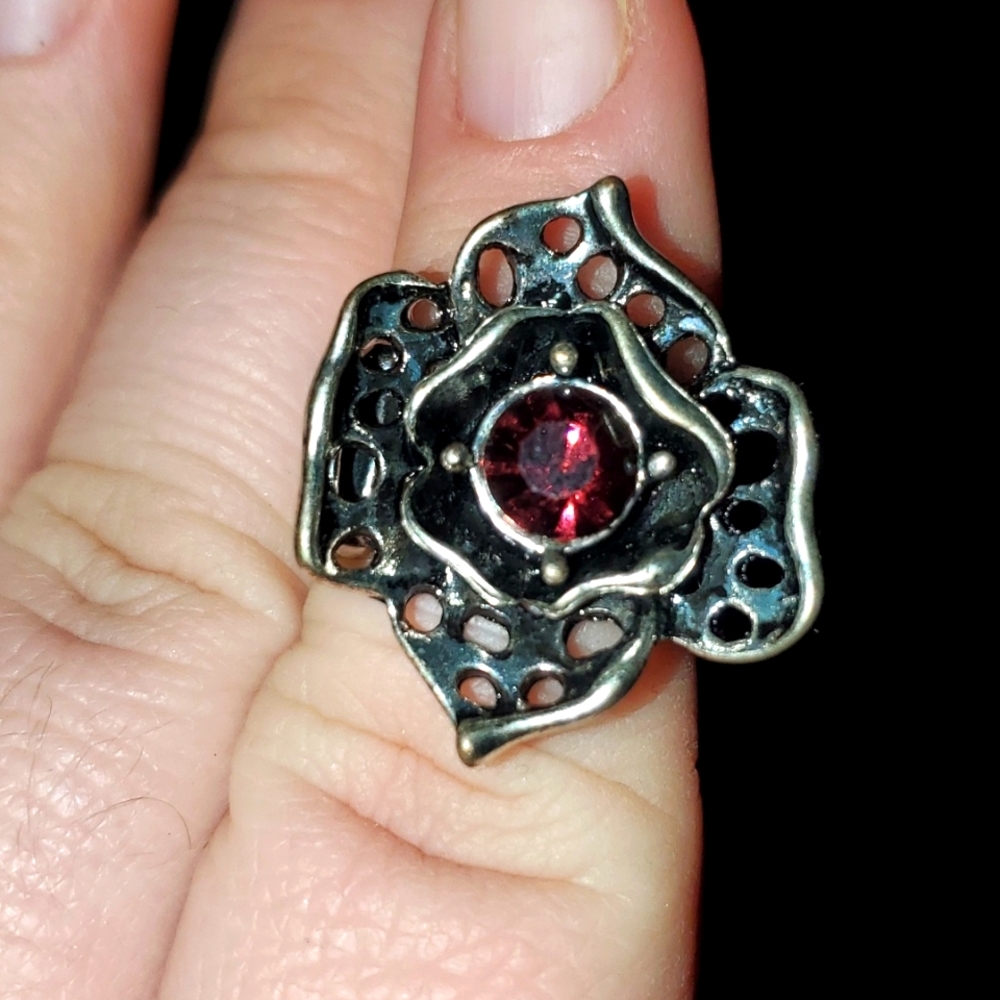 Flower ring
